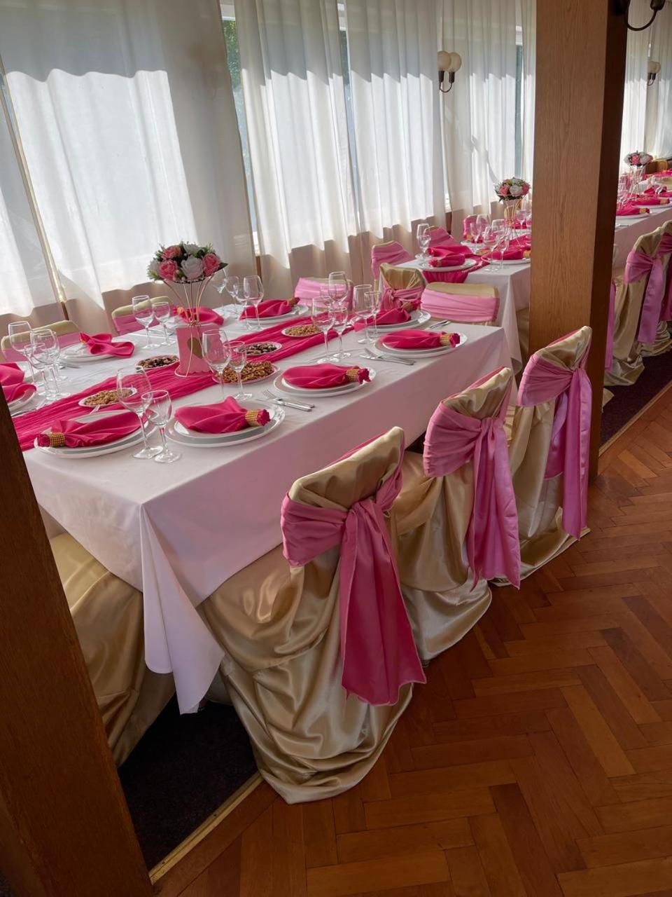 Wald Cafe Hotel Simbach am Inn Exterior photo